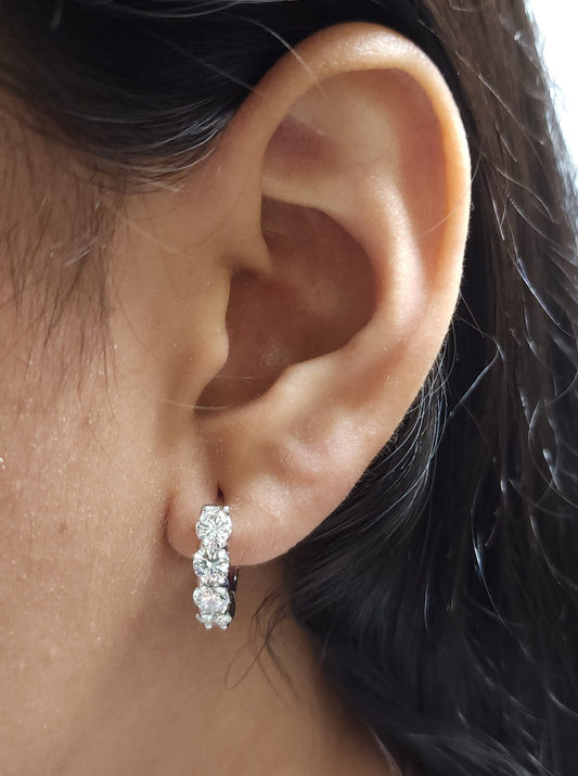 14Kt Gold 3 Prong Martini 2.50Ct Lab Grown Diamond Stud Earrings