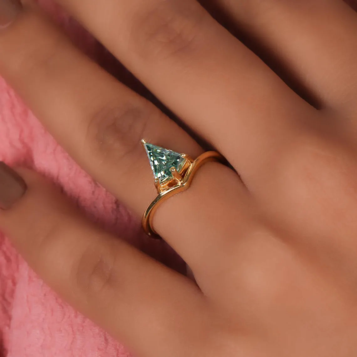 2 CT Green Kite Cut Lab Grown Diamond Solitaire Engagement Ring