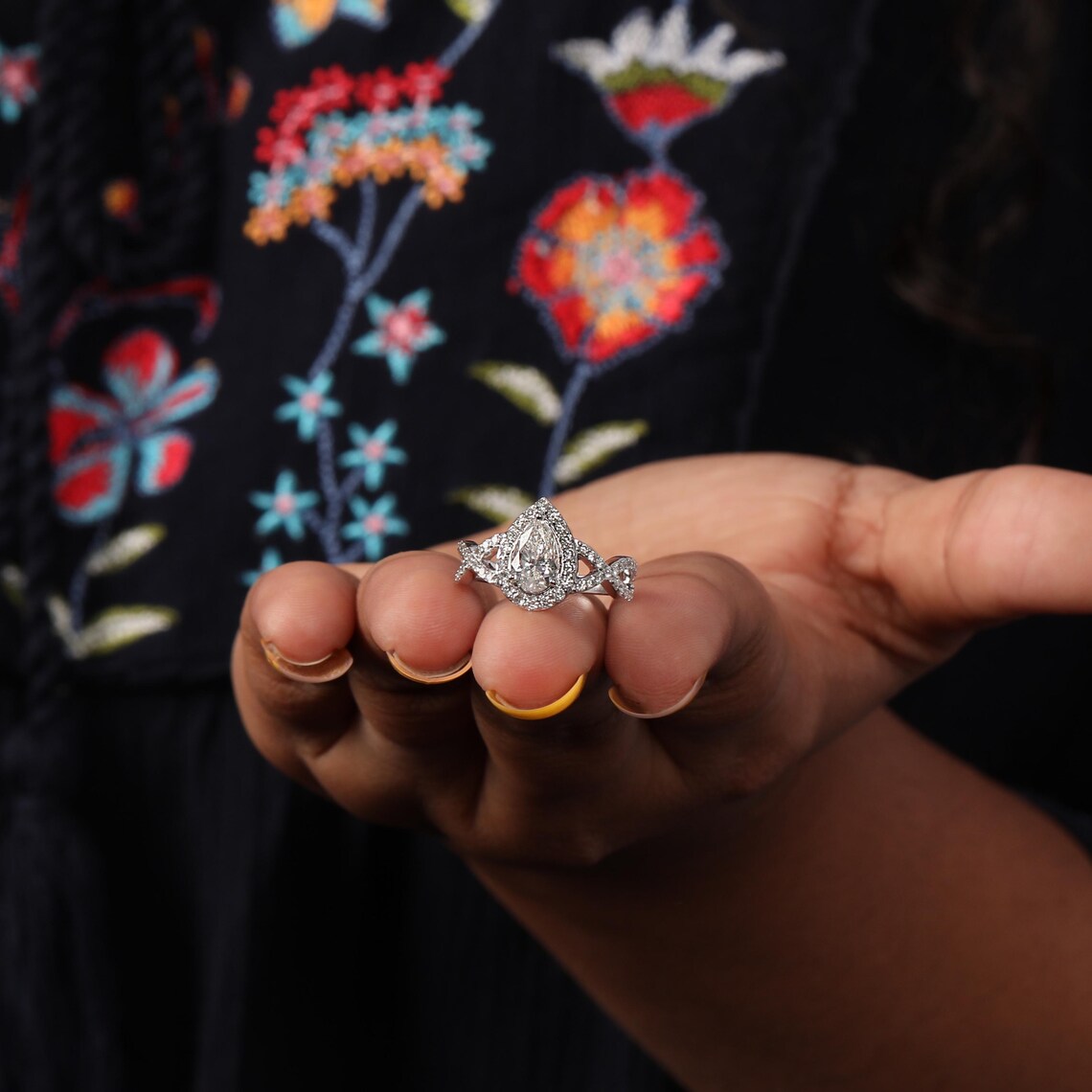 1.00 CT Pear Shape Lab Grown Diamond Engagement Ring