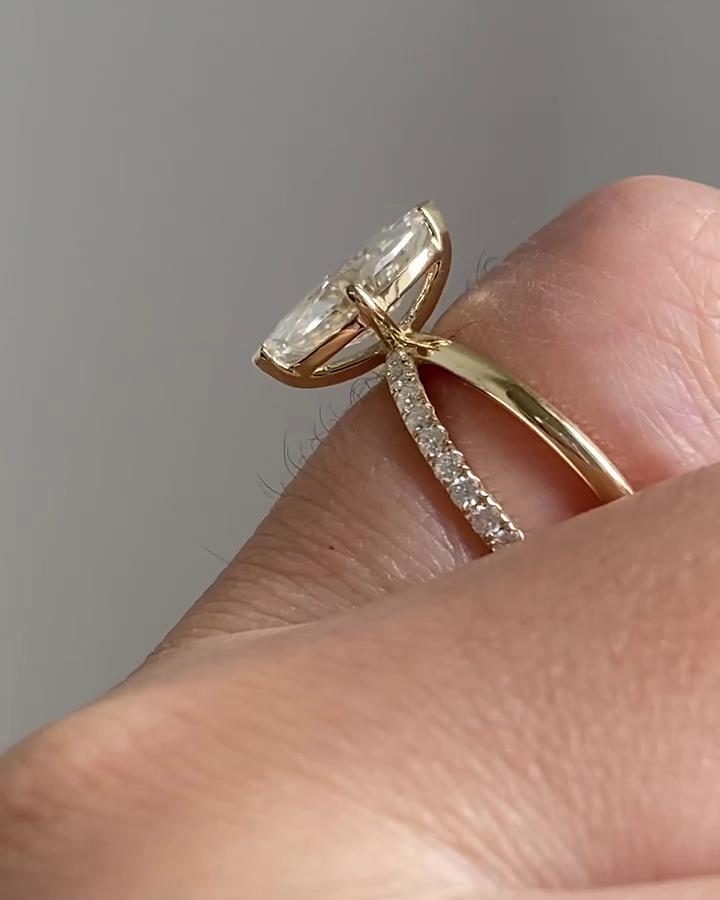 1.00 CT Marquise Cut Lab Grown Diamond Halo Engagement Ring