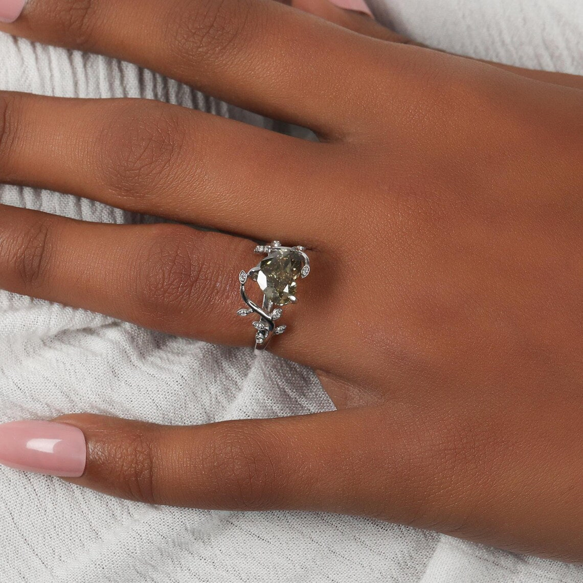 2.50 CT Vintage Heart Shaped Lab Diamond Engagement Ring