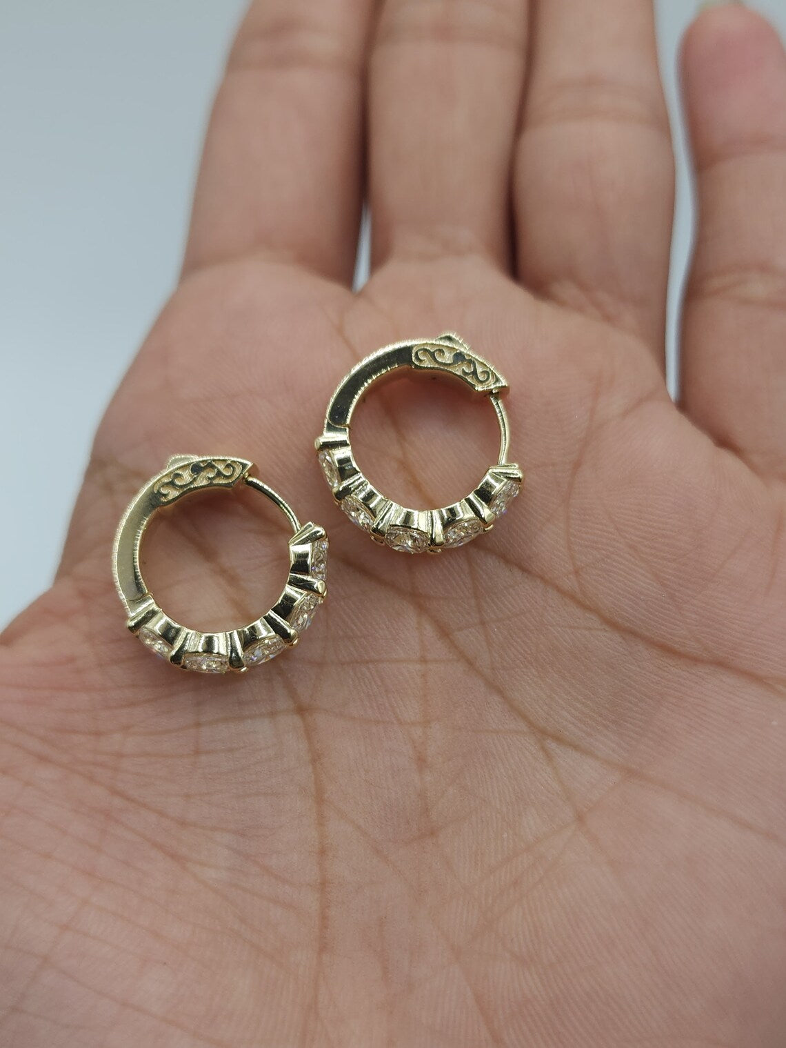 14Kt Gold 3 Prong Martini 2.50Ct Lab Grown Diamond Stud Earrings