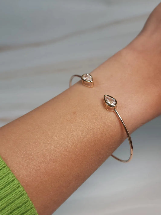 14Kt Gold White Sapphire Pear Bezel Bangle Bracelet